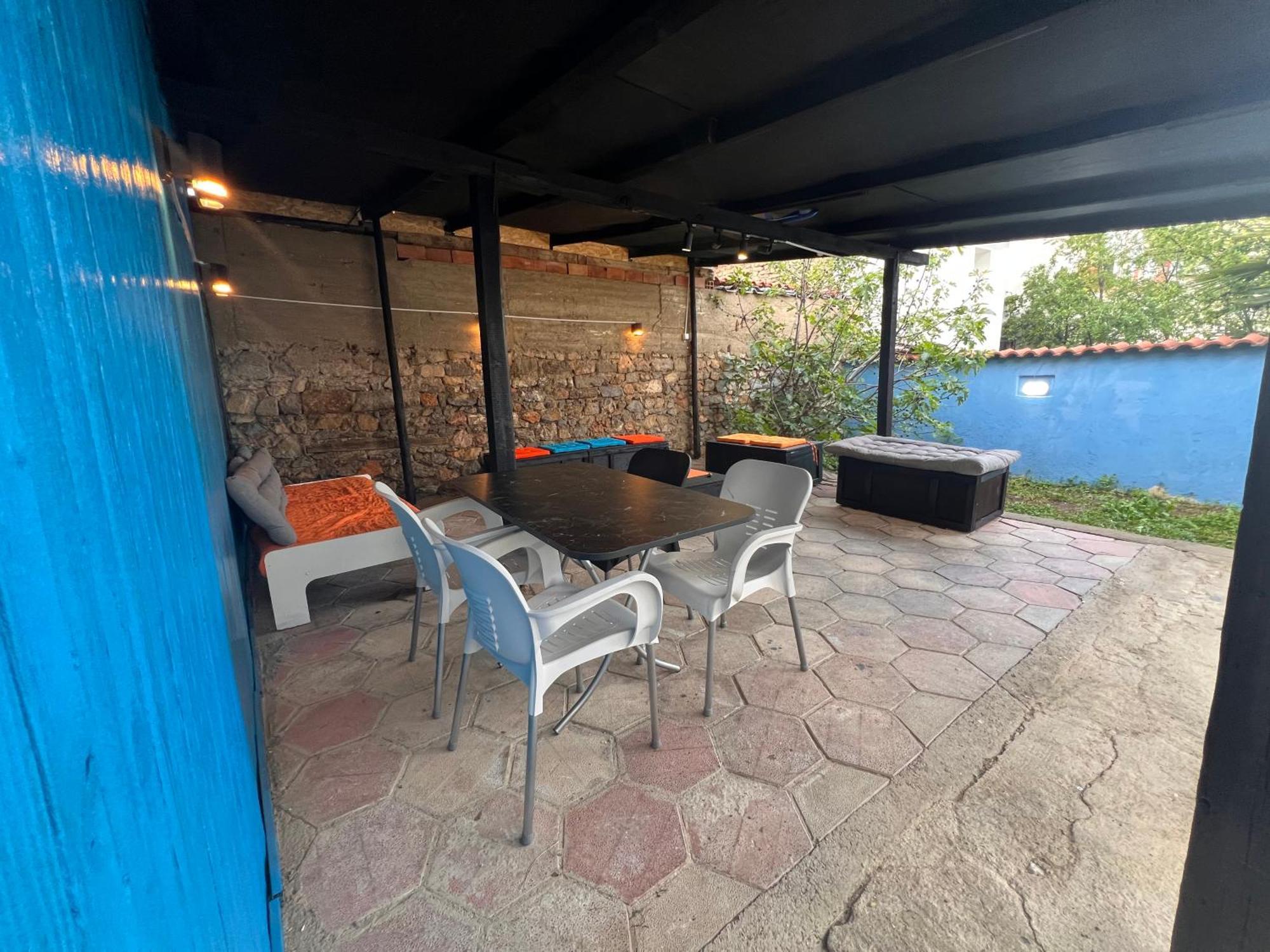 Blue Orange Lake Hostel Ohrid Bagian luar foto